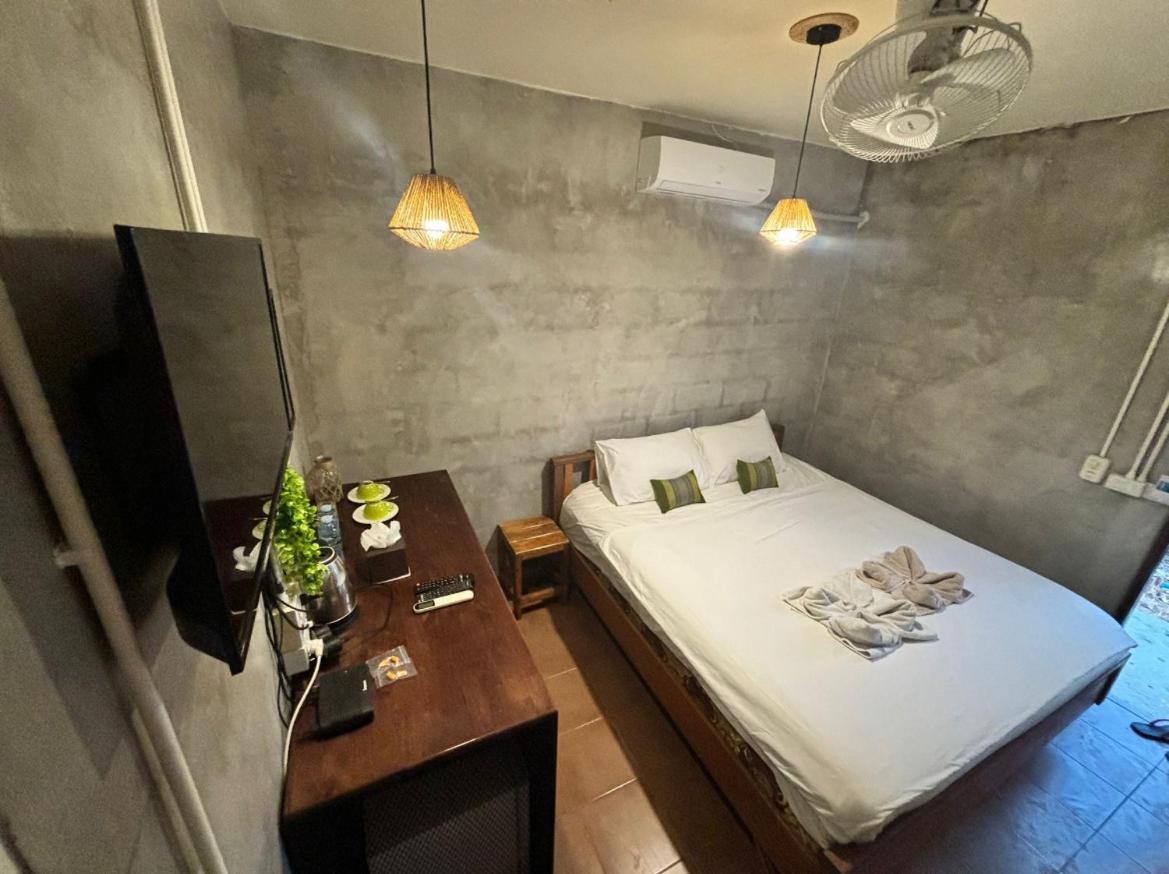 Tchin Tchin Guesthouse Ко Чанг Екстериор снимка